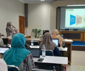 RAPAT EVALUASI SEMESTER GASAL TA 2023/2024 PRODI KEBIDANAN PROGRAM DIPLOMA