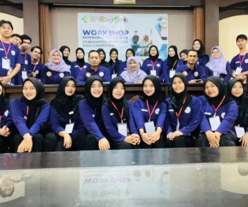 WORKSHOP CAREGIVER LANSIA, PROGRAM UNGGULAN PRODI KEPERAWATAN DIPLOMA III