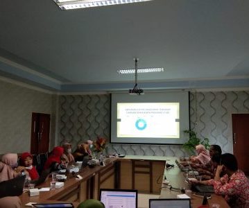 RAPAT EVALUASI SEMESTER GENAP KEBIDANAN PROGRAM SARJANA TAHUN AKADEMIK 2021/2022