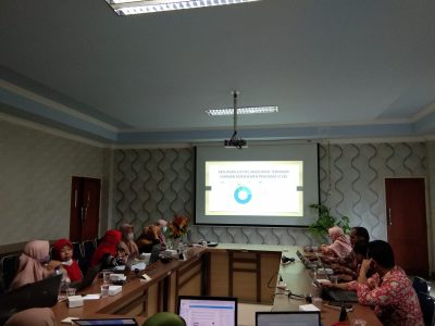 RAPAT EVALUASI SEMESTER GENAP KEBIDANAN PROGRAM SARJANA TAHUN AKADEMIK 2021/2022
