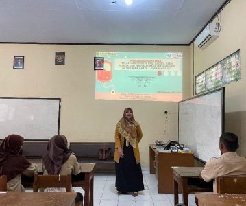 Pelatihan Dan Edukasi Tentang Anemia Dan Gizi Pada Remaja Putri