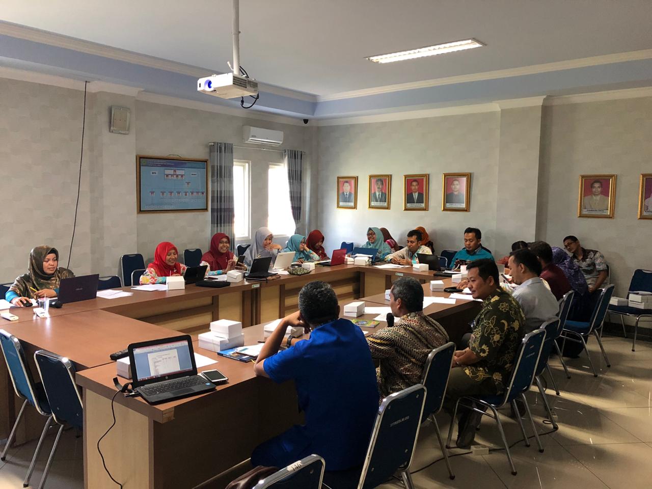 RAPAT PERSIAPAN PEMBELAJARAN TAHUN AKADEMIK 2019 2020