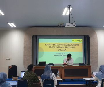 PROGRAM STUDI FARMASI PROGRAM SARJANA MELAKSANAKAN RAPAT PERSIAPAN PEMBELAJARAN SEMESTER GENAP TA 2022/2023