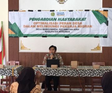 Penyuluhan Optimalisasi Peran Desa dalam Pelindungan Pekerja Migran di Desa Mangunweni